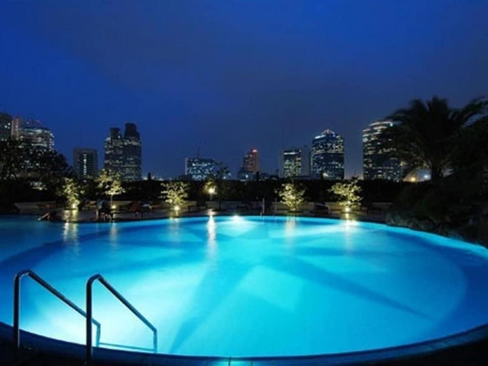 Batavia Hotel & Serviced Apartments Jakarta Exterior foto
