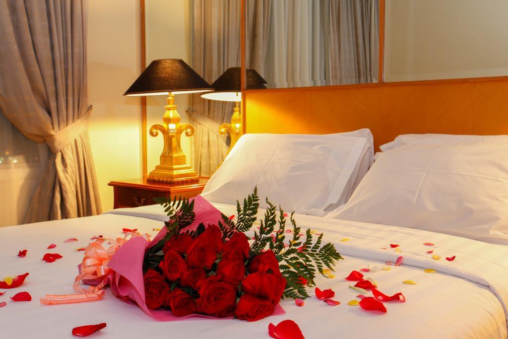 Batavia Hotel & Serviced Apartments Jakarta Exterior foto